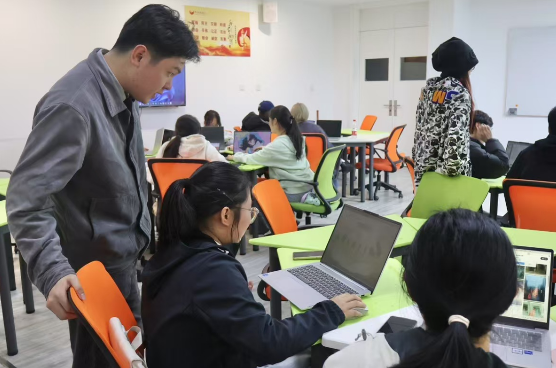 屏幕截图 2025-04-26 210410.png